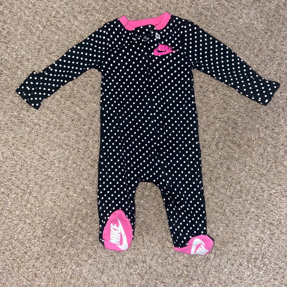 🎀3 MONTH baby girl Nike Footie